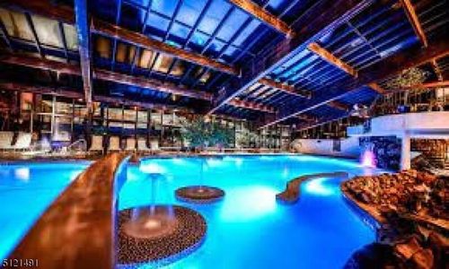 213-2 Chamonix Dr, Vernon, NJ, 07462-4600 | Card Image