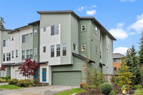 a6-13420 Manor Way, Lynnwood, WA, 98087 | Card Image
