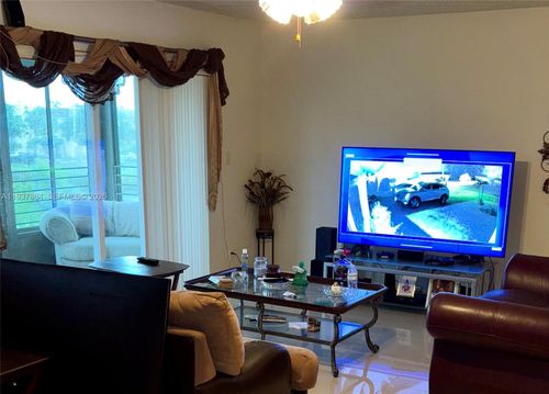 apt-307-3120 N Pine Island Rd, Sunrise, FL, 33351-7354 | Card Image