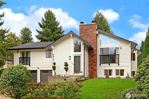 6018 152nd Ave Ne, Redmond, WA, 98052-4767 | Card Image