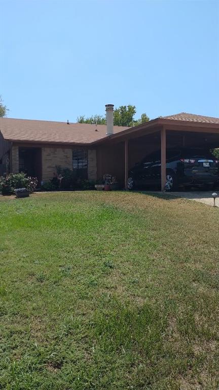 Meadow Dr, Fort Worth, TX 76133