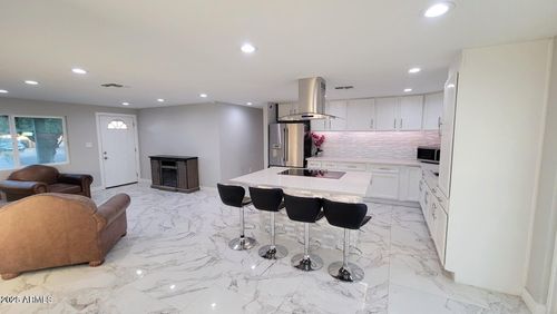 1826 N 73rd Ave, Phoenix, AZ, 85035-4510 | Card Image