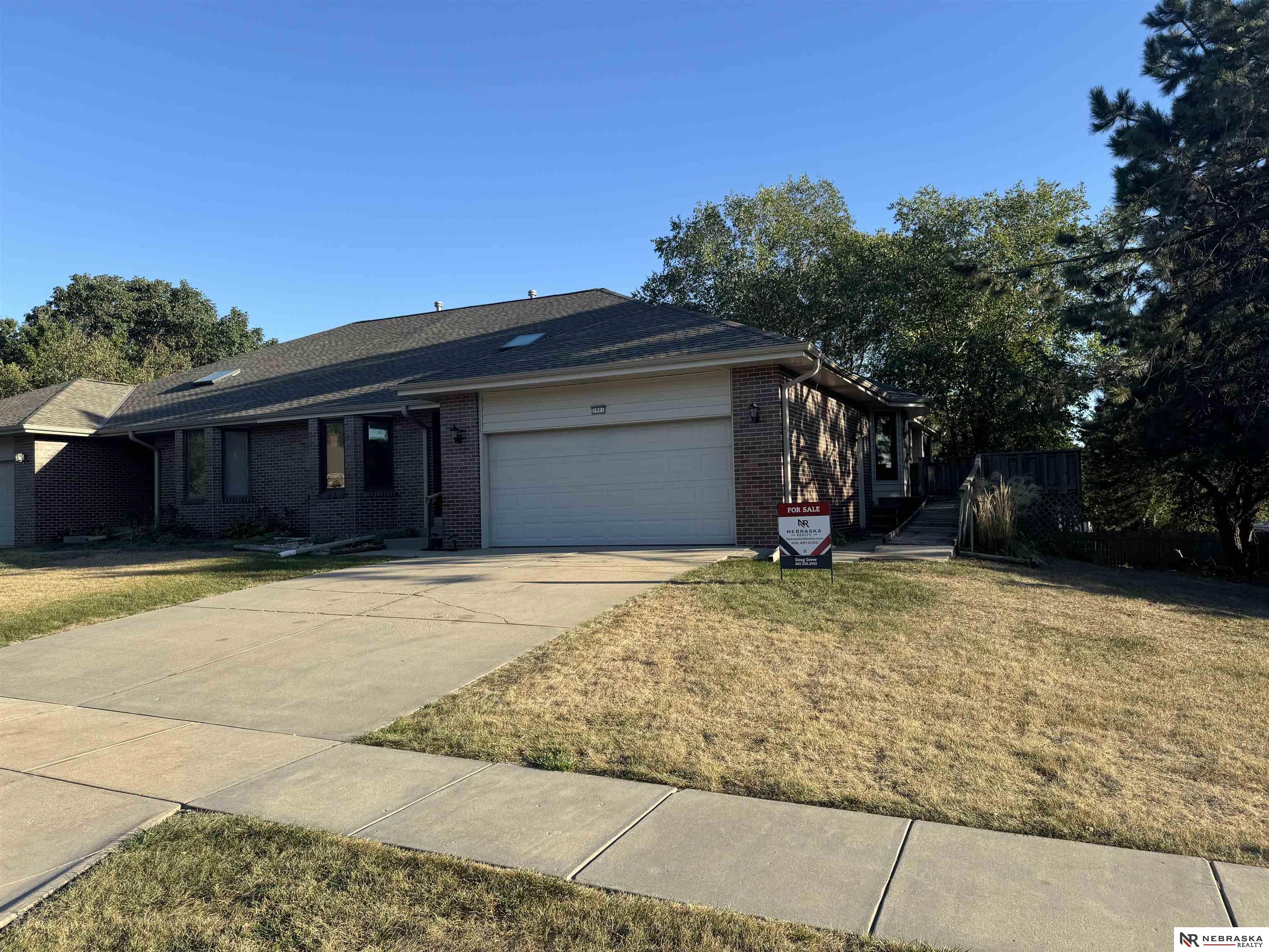 Forest Lake Blvd, Lincoln, NE 68516