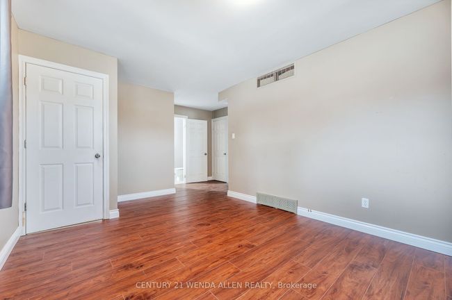 11 Mary St E, House other with 4 bedrooms, 3 bathrooms and 5 parking in Omemee ON | Image 25