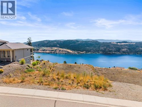 8948 Hampshire Cres, Vernon, BC, V1H2K9 | Card Image