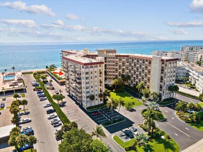 6150 - 3475 S Ocean Boulevard, Condo with 2 bedrooms, 2 bathrooms and null parking in Palm Beach FL | Image 2