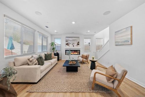 32188 Penstemon Way, Temecula, CA, 92591-0373 | Card Image