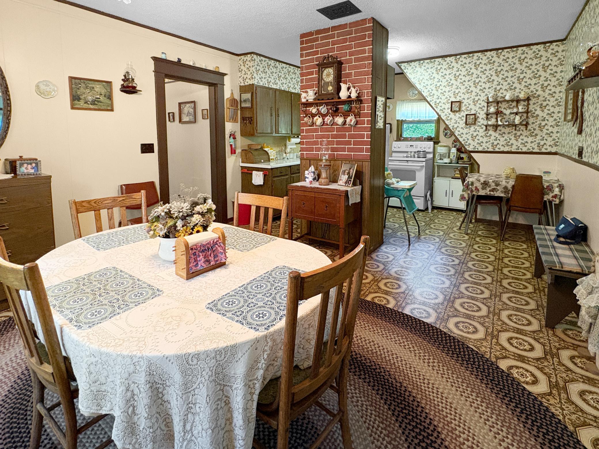 Residential in Centuria 5