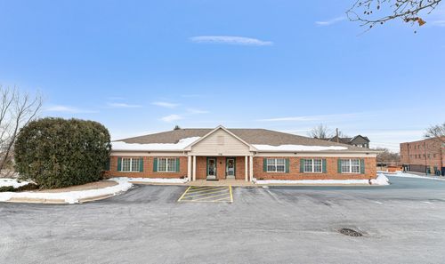 715 E Irving Park Rd, Roselle, IL, 60172-4332 | Card Image