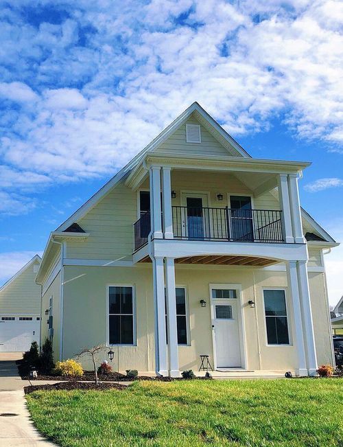34 Florence Sarah Ln, Lexington, VA, 24450-3791 | Card Image