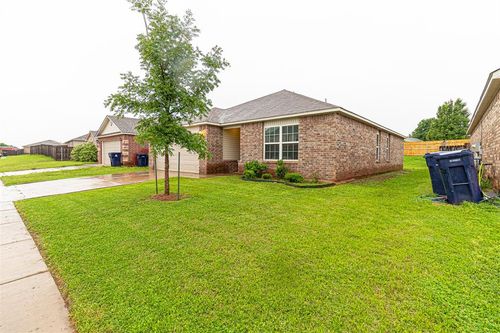 13233 Bridgewater Dr, Piedmont, OK, 73078-3400 | Card Image