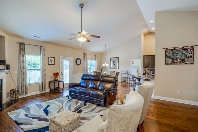 305 Rabbit Run Trl, House other with 4 bedrooms, 2 bathrooms and null parking in Simpsonville SC | Image 12