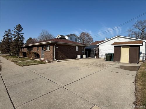 1476 Euclid St, Lincoln Park, MI, 48146-1761 | Card Image