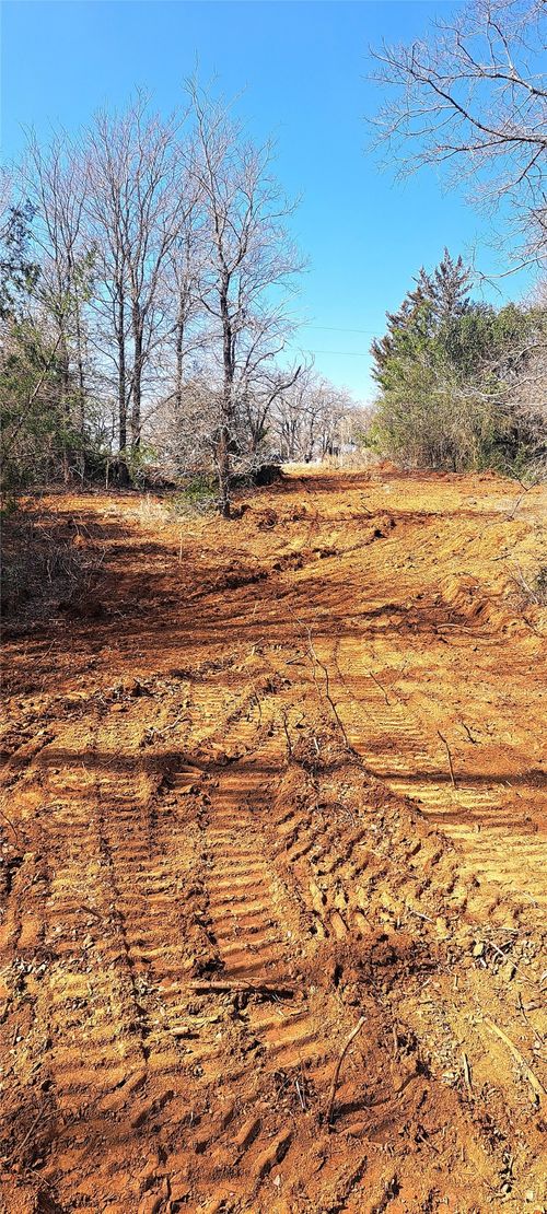 335 County Rd, Rockdale, TX, 76567 | Card Image