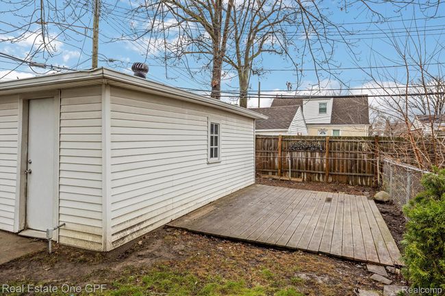 2368 Stanhope St, House other with 3 bedrooms, 2 bathrooms and null parking in Grosse Pointe Woods MI | Image 30