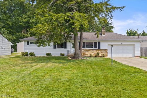5839 Lake Rd, Mentor-on-the-Lake, OH, 44060-3103 | Card Image