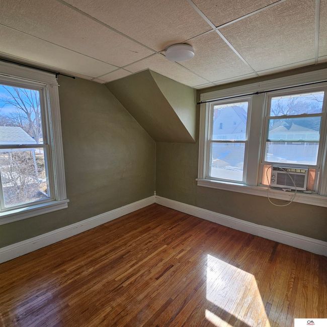 909 9 Th St, House other with 3 bedrooms, 2 bathrooms and 1 parking in Fairbury NE | Image 10