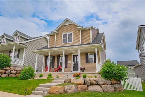 615 Prospect Rd, WAUNAKEE, WI, 53597-2251 | Card Image
