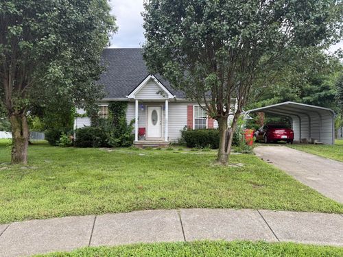 137 Cassius Ct, Berea, KY, 40403-2012 | Card Image