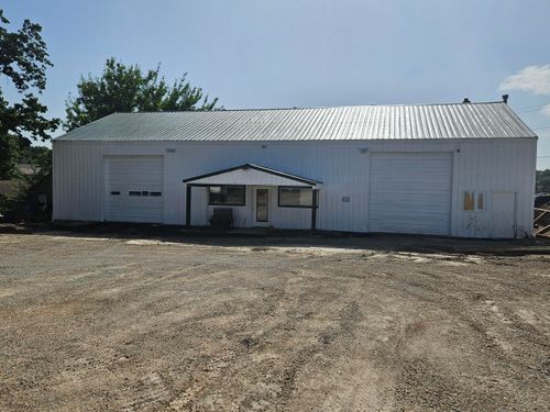 205 N Oakland Avenue, Mountain Grove, MO, 65711 | Card Image