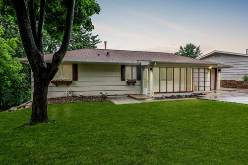 1400 Circle Dr, Burnsville, MN, 55337-2311 | Card Image