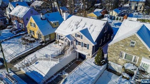 33 Highland Ave, Maplewood, NJ, 07040-1843 | Card Image