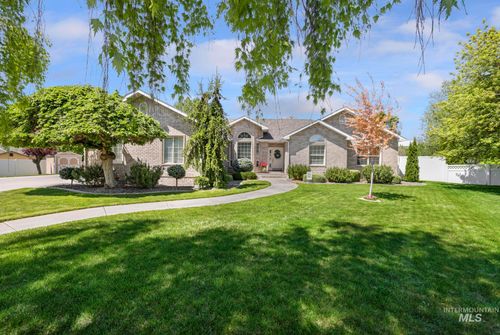 1919 Candleridge Dr, Twin Falls, ID, 83301-8304 | Card Image