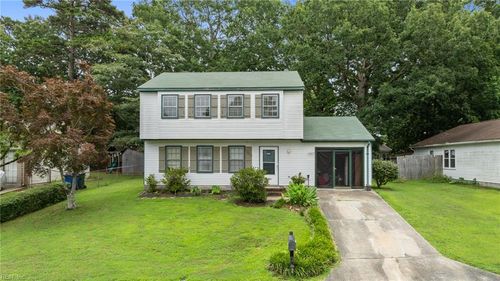 962 Red Oak Cir, Newport News, VA, 23608-1350 | Card Image