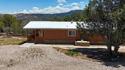 61 Rincon Rd, Regina, NM, 87046 | Card Image