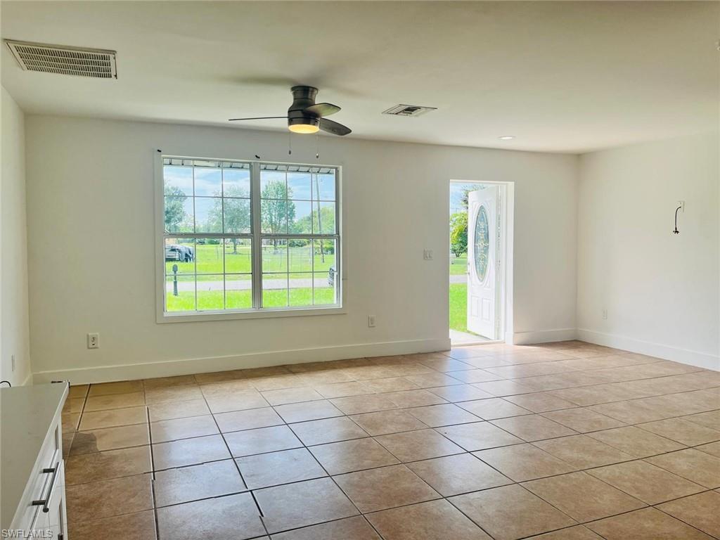 Residential in LEHIGH ACRES 3