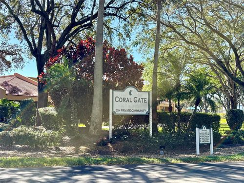 302-5926 Coral Lake Dr, Margate, FL, 33063-5853 | Card Image