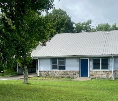 109 Wood Ln, Sparta, TN, 38583-9017 | Card Image
