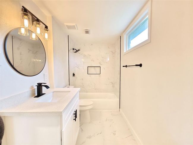 Second Bath | Image 39