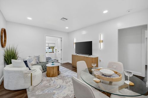 front-1317 Ne 1st Avenue, Fort Lauderdale, FL, 33304 | Card Image