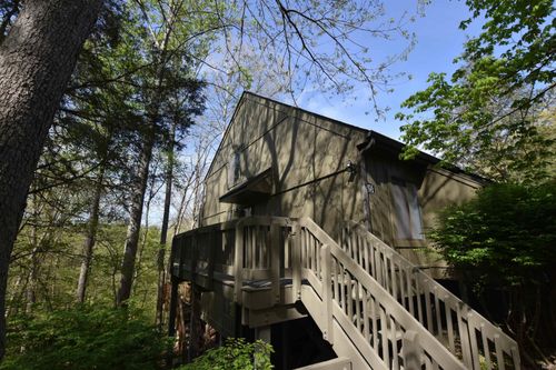 47-9126 S Pointe Ridge Ln, Bloomington, IN, 47401-9020 | Card Image