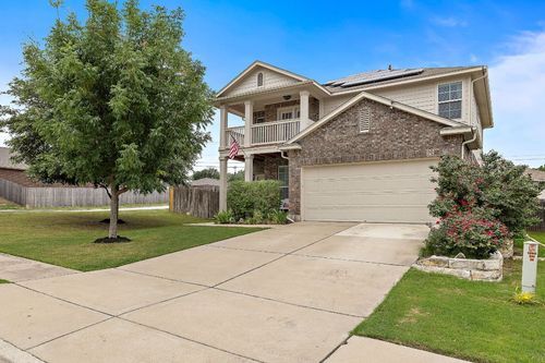 326 Comal Run, Hutto, TX, 78634-5604 | Card Image