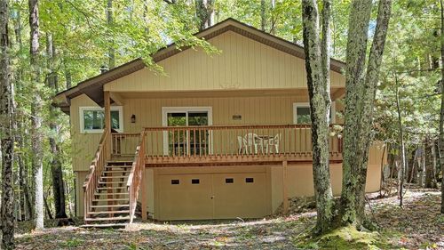 102 N Hickory Ln, Beech Mountain, NC, 28604-8135 | Card Image