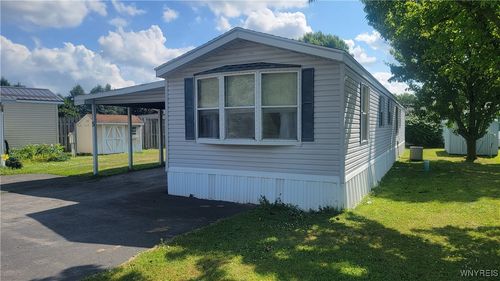 5070 Clinton Street Rd, Batavia, NY, 14020-1167 | Card Image
