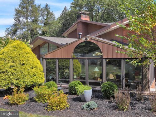 1617 Meadowlark Rd, WYOMISSING, PA, 19610-2820 | Card Image