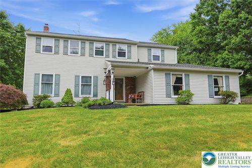 5712 Nina Cir, Coopersburg, PA, 18036-9418 | Card Image