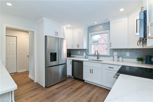 1109 Buckingham Ave, Norfolk, VA, 23508-1512 | Card Image