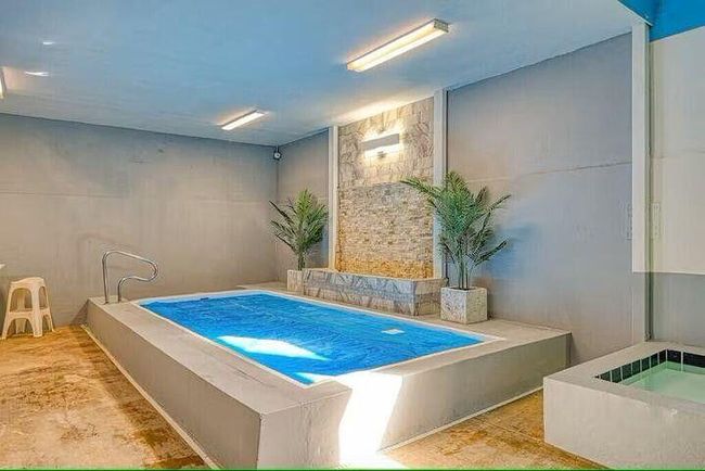 Mariners Landing hot tub | Image 51