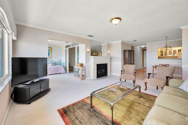 Water Views from your Sofa | Image 7