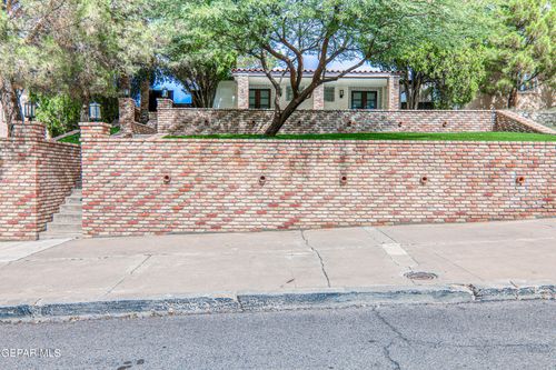 705 Winter Drive, El Paso, TX, 79902 | Card Image