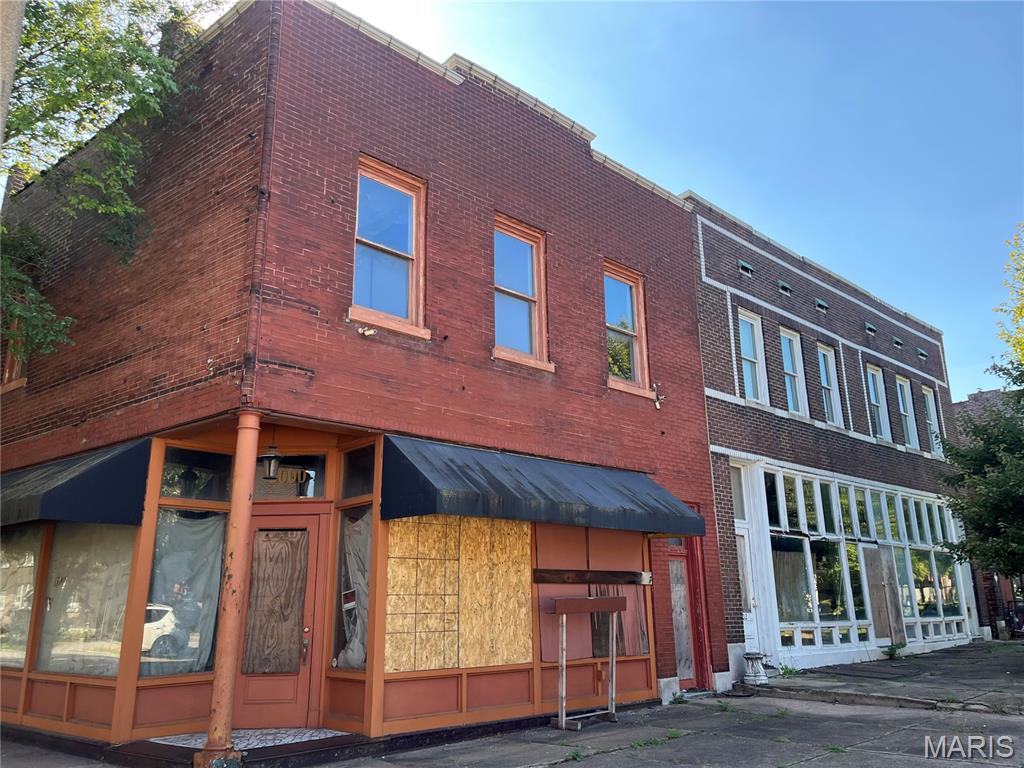 Commercial Sale in St Louis