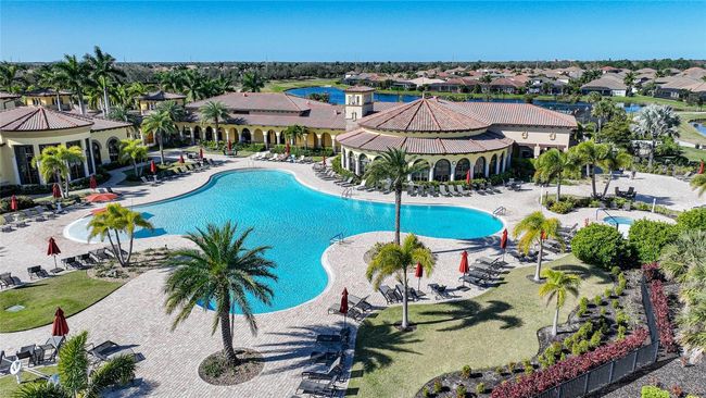 UNIT-101 - 12425 Ghiberti Cir, Condo with 3 bedrooms, 2 bathrooms and null parking in VENICE FL | Image 4