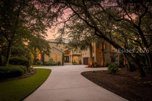 10 Drayton Pl, Hilton Head Island, SC, 29928-3914 | Card Image