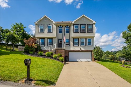 10 Scout Dr, Washington, PA, 15301-9594 | Card Image