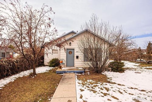 825 N 11th Ave, Pocatello, ID, 83201-4750 | Card Image