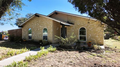 900 Overdowns Dr, Plano, TX, 75023-4933 | Card Image